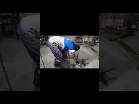 Видео: Самодельный прицеп. Сборка балансирного узла.