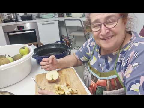 Видео: Яблочки на зимние пироги