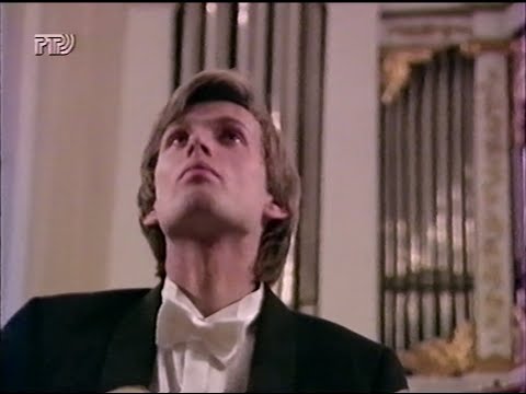 Видео: Олег Погудин. "Русская песня и старинный романс", 1995 год