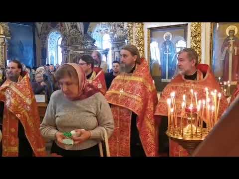 Видео: Молебен у ковчега с мощами Георгия Победоносца