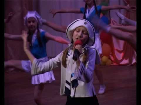 Видео: Юлия Тертилова  10 лет. "Маленький кораблик"