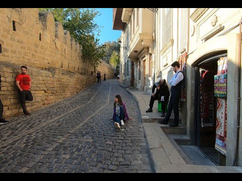 Видео: В Cтране огней - Прогулка по Ичери-Шехер