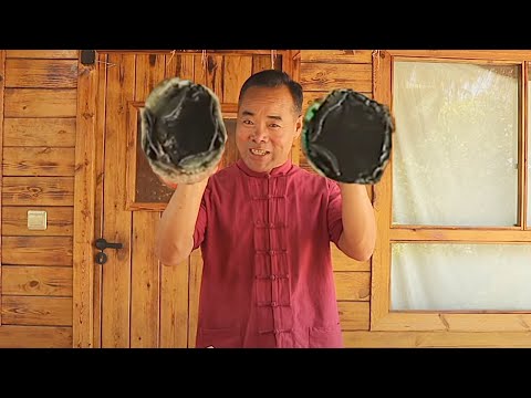 Видео: Мы взяли 4 черных абалона, приготовили их с 2 фунтами свиного брюшка. Это так вкусно!