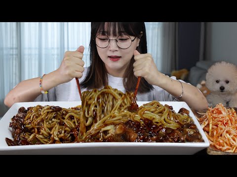 Видео: Чачжанмён и кимчи из редьки Mukbang Asmr