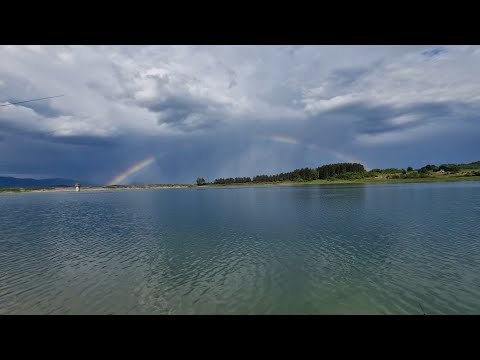 Видео: Язовир Берсин риболов с метод хранилка и пелет ваглер 12.05.2024 г. 2