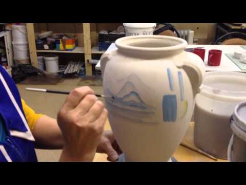 Видео: Подглазурная роспись пигментом 3