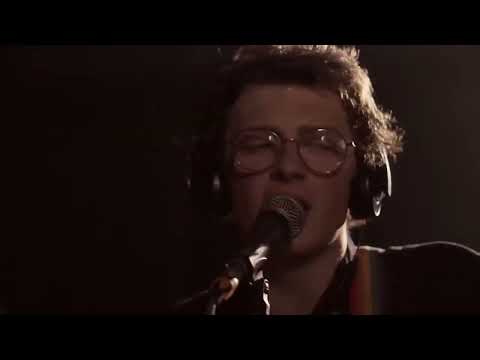 Видео: Бонд с кнопкой – Фонарь Live Music Video 2023