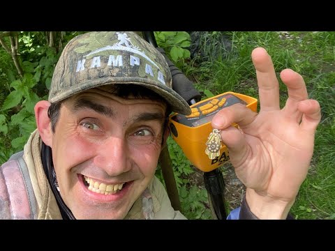 Видео: ЦЕННЫЕ НАХОДКИ!!! ПОИСК С МЕТАЛЛОИСКАТЕЛЕМ! НА ЧЕРДОКАХ! НА МУСОРКЕ!! ПОВЕЗЛО!!