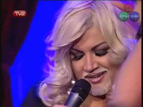 Видео: Азис - Целувай ме / Шоуто на Азис