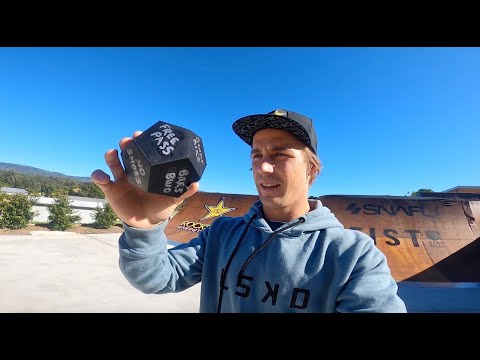 Видео: Игра на велосипеде: SILLY DICE