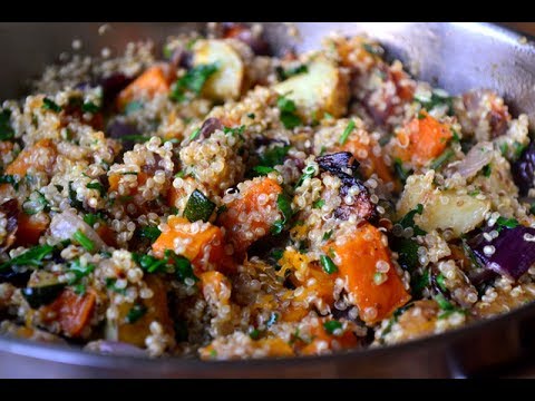 Видео: 263. ЛЕТНИЙ РАЦИОН. КИНОА С ОВОЩАМИ И ЗЕЛЕНЬЮ!