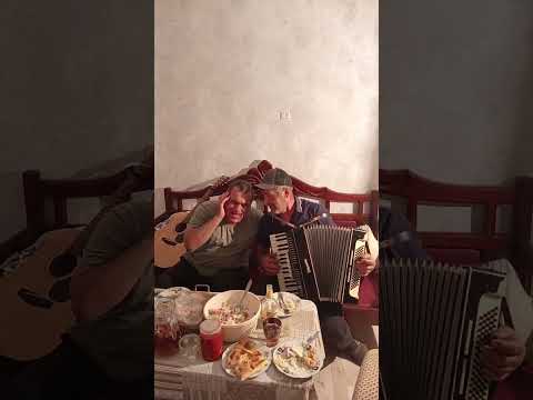 Видео: Поет Дибир Нажмудинов. Аварская, народная.