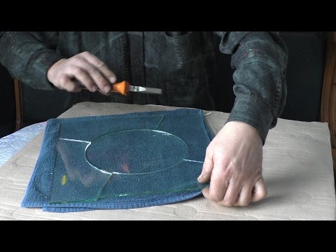 Видео: Круг из стекла. Самодельный циркуль с присоской Rond snijden van glas cirkels