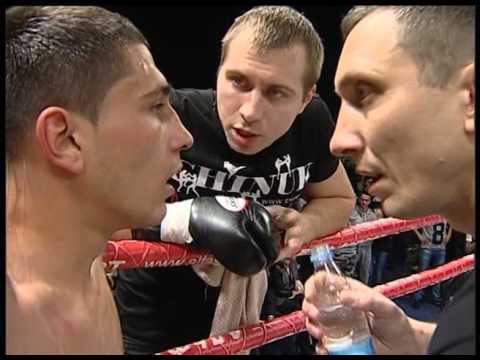 Видео: Белявский Валдис VS Гошев Александр Муай-тай 57Kg 2015 год
