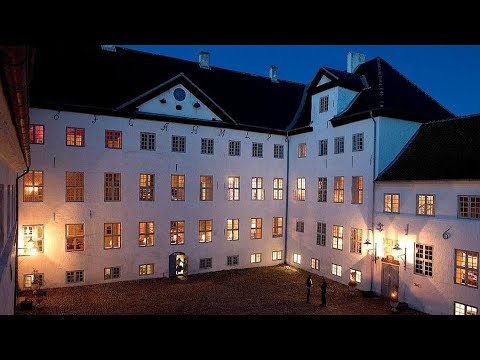 Видео: ASMR/АСМР Дом с привидением (Драгсхольм, Дания) 👻#asmr #асмр #релакс