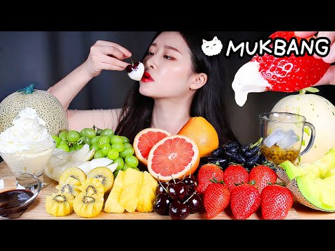 Видео: ASMR * Вечеринка экзотических фруктов 🍒🍊🥝 Белая дыня, Гигантская клубника, Золотой Киви! MUKBANG