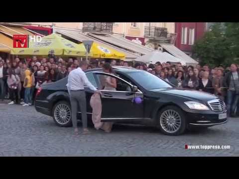 Видео: Абитуриентите на ПМГ „Яне Сандански“ в Гоце Делчев