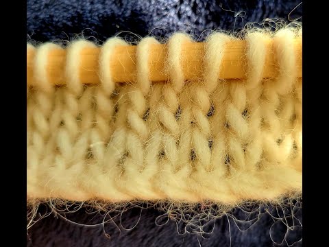Видео: Плетиво за начинаещи - лесно заплитане на две игли, вариант #1