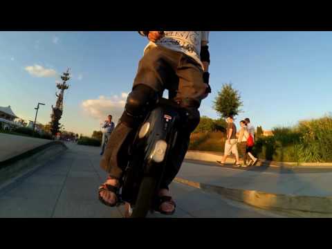 Видео: Экстресс Тест-драйв моноколес в Москве 9.08.16 около теплохода Брюсов