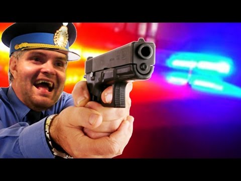 Видео: СТОЙ! СТРЕЛЯТЬ БУДУ! ► This is The Police |1| Прохождение