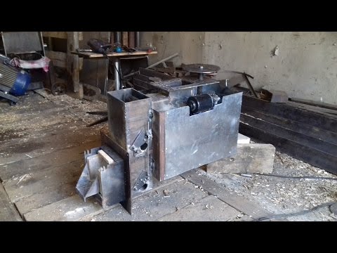 Видео: Горелка на щепе экономичное отопление 2 . Wood chips burner economical  heating 2.