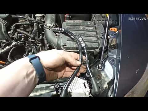 Видео: ШКОДА ОКТАВИЯ А5 замена катушки зажигания, высоковольтных проводов и свечей