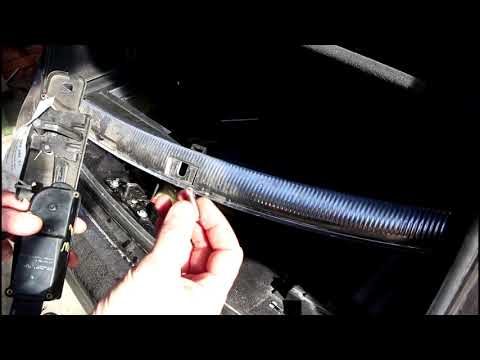 Видео: Почему не дозакрывается багажник на АУДИ Q7 2006 AUDI Q7 3,0 дизель