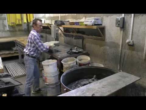 Видео: Часть 4. Облицовочный камень для столбов. Метод вибролитья. Технология "мрамор из бетона".