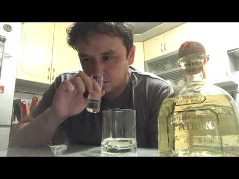 Видео: Текила reposado: Patron vs Jose Cuervo especial