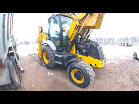 Видео: JCB 3CX  ДЫМИТ ДВИГАТЕЛЬ нашли причину!