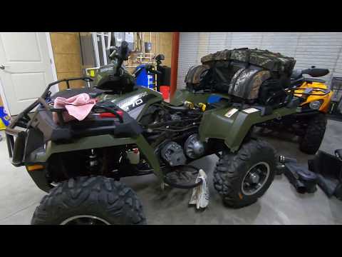 Видео: Снять приводной ремень Polaris Sportsman — простой и быстрый способ!