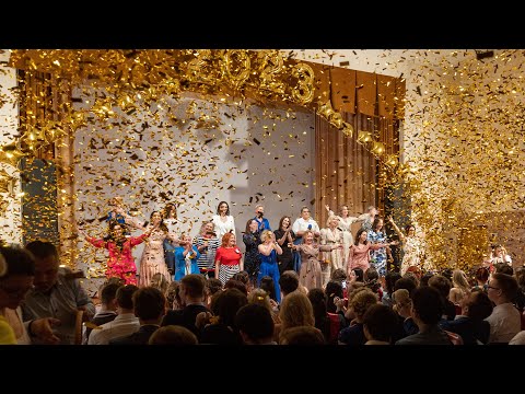 Видео: Школа № 1579. Вручение аттестатов,11-е классы. Сабурово. 01.07.2023.