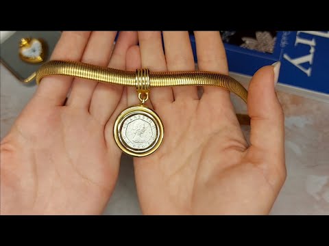 Видео: Розпаковка вінтажних прикрас на шию. Біжутерія з Америки, Monet, Avon, Gay Boyer, Чехословаччина. Ч2