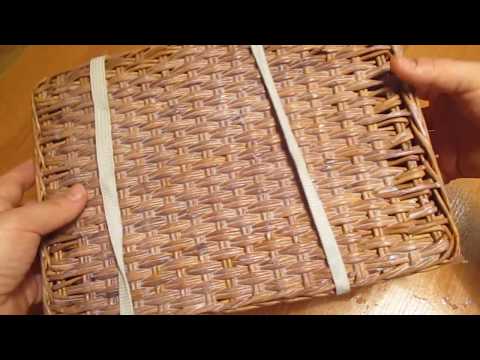 Видео: 6 урок. Грунтовка, крепление крышки. Шкатулка для рукоделия из газетных трубочек.