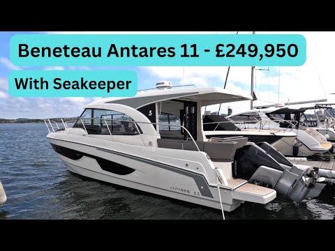 Видео: Экскурсия на лодке — 2023 Beneteau Antares 11 Outboard — £249 950 с Seakeeper