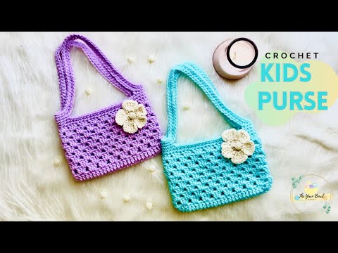 Видео: Вязаная крючком сумочка | Простая детская сумка крючком | Простой мастер-класс