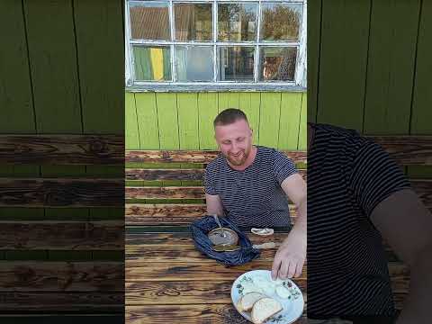 Видео: Сюрстреминг еда на камеру