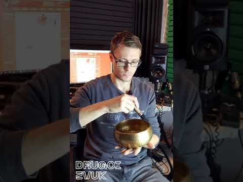 Видео: Обзор поющих (тибетских) чаш. Разные размеры. Что лучше?