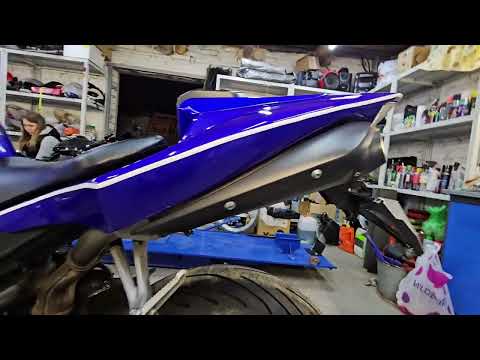 Видео: Yamaha YZF-R1 В Наличии