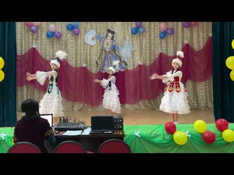 Видео: Казахский танец | Камажай | Бестюбинская школа
