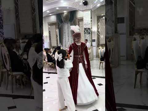 Видео: Әпкетайым. Ұзату тойға арналған ән. Сіңлісінің әпкесіне арнаған әні. 