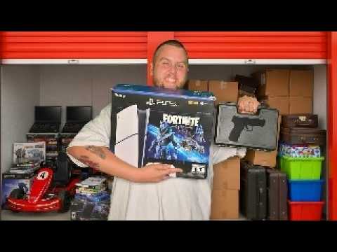 Видео: Я купил 2 единицы хранения и посмотрите, что я нашёл! 🤑