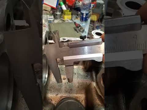 Видео: Дефектовка головки блока циллиндров 331.10 (Москвич 2141)