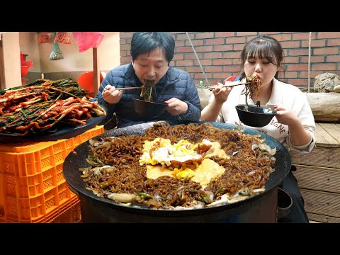 Видео: Джджагечи (Джджапагетти + Яичница + Сыр) Мукбанг с участием зеленого лука Кимчи