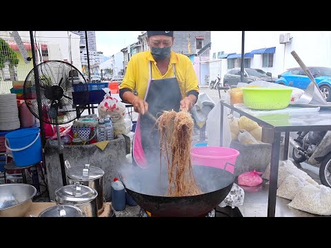 Видео: Уникальные навыки! Экспертная китайская семья профессионально готовит жареную лапшу