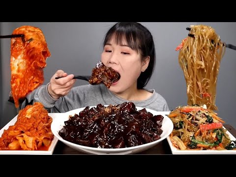 Видео: Скучные, кимчи, черные бобы рис мукбанг. АСМР.