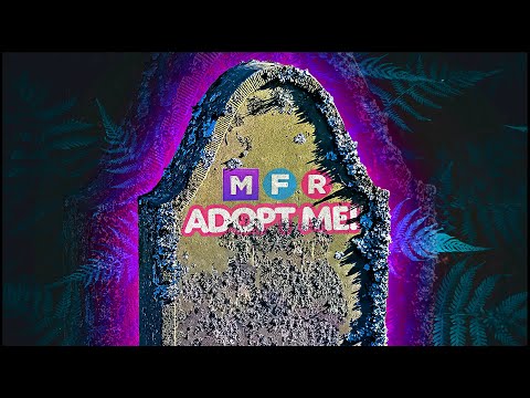 Видео: Tombstone в Адопт Ми 2021! ⚰️ ТОП ТРЕЙДЫ в Adopt Me Роблокс Roblox