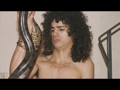 Видео: Малоизвестные факты о Слэше