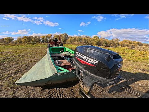 Видео: Осень в Сибири: Трактор Т-25 лодка Казанка и последние краски сезона. Обязательно к просмотру!