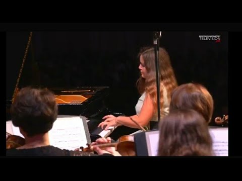 Видео: Ф.Шопен Фортепианный концерт фа минор op.21 Елена Дроздова ,оркестр Musica Viva,дирижер Д.Васильев.